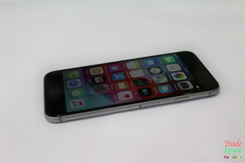 APPLE IPHONE 6 | A1586 | MQ3D2AA/A| 32GB *** APPLE IPHONE 6 *** Lines on Screen