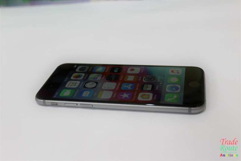 APPLE IPHONE 6 | A1586 | MQ3D2AA/A| 32GB *** APPLE IPHONE 6 *** Lines on Screen