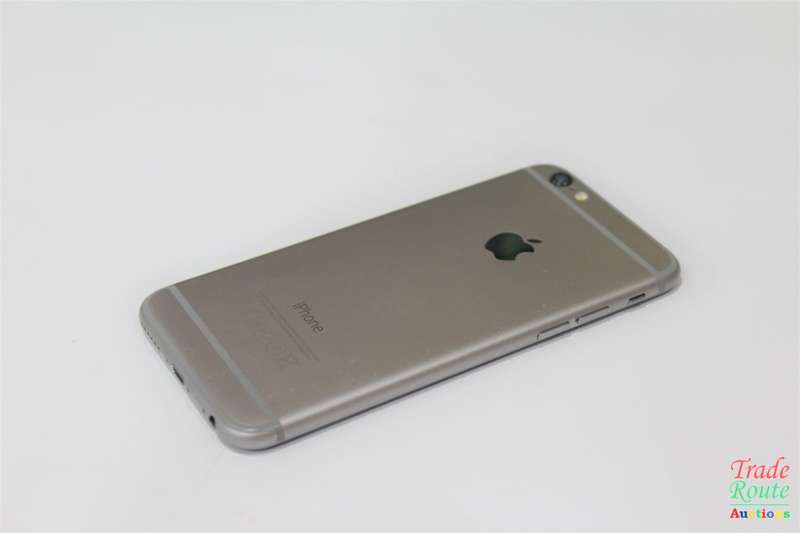APPLE IPHONE 6 - 64GB SmartPhone