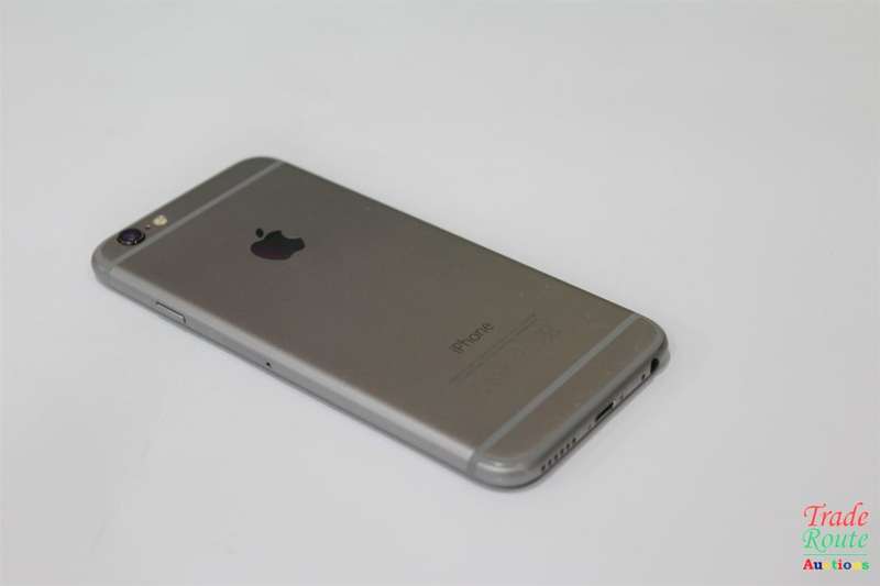 APPLE IPHONE 6 - 64GB SmartPhone
