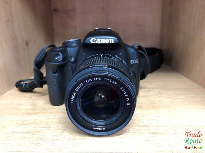 Canon EOS 500D Digital SLR camera 15.1 Megapixels With 18-55mm IS II Lens