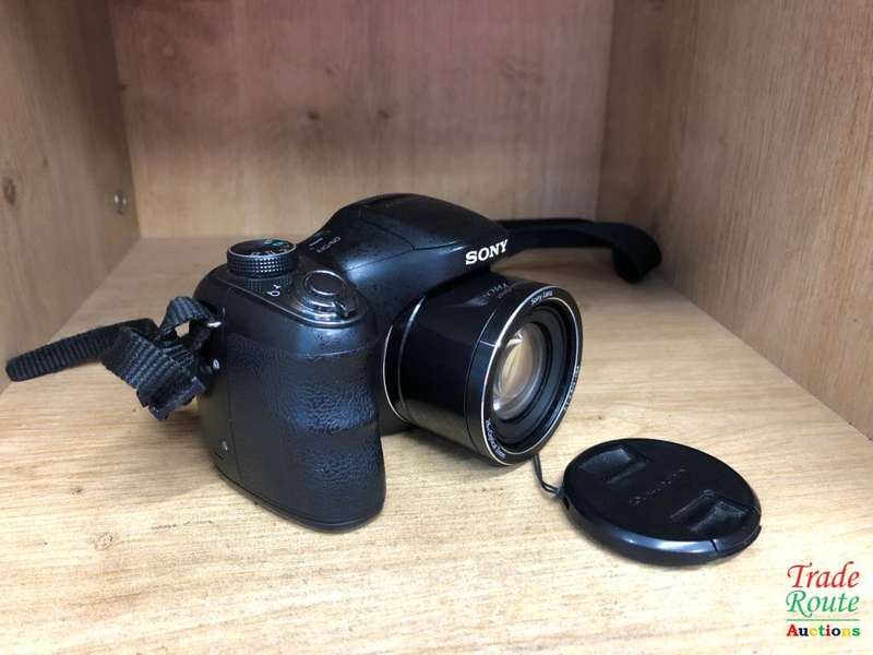 Sony Cybershot DSC-H200 Black 20.1MP 26X Optical SteadyShot image stabilization Digital Camera