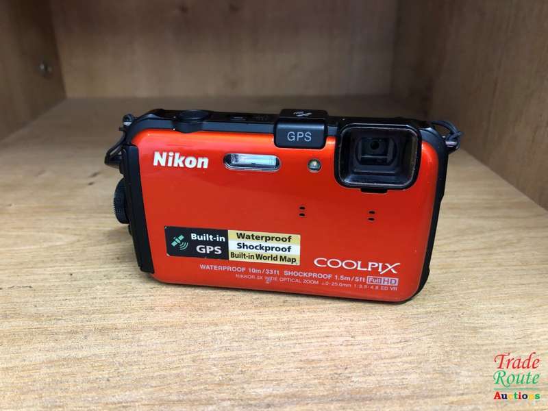 Nikon COOLPIX AW100 Waterproof Compact Digital Camera - Black (16MP, 5x Optical Zoom) 3 inch LCD