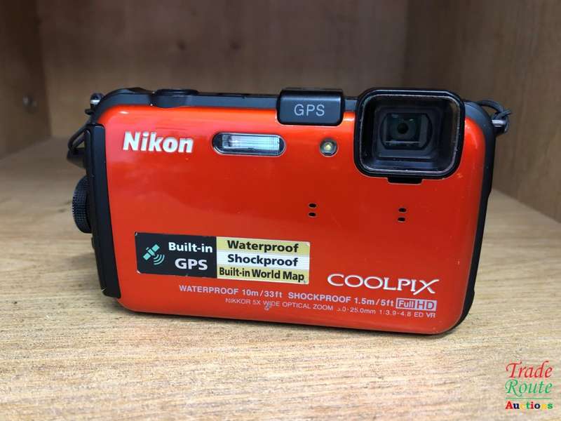 Nikon COOLPIX AW100 Waterproof Compact Digital Camera - Black (16MP, 5x Optical Zoom) 3 inch LCD