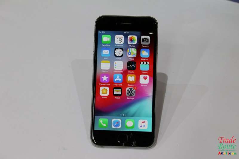 APPLE IPHONE 6 | A1586 | MQ3D2AA/A| 32GB - [ CRACKED OUTER GLASS - LCD IS FINE ]