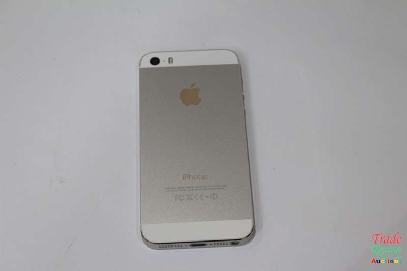 Apple Iphone 5S  16GB SmartPhone A1530 *** APPLE IPHONE5s ***