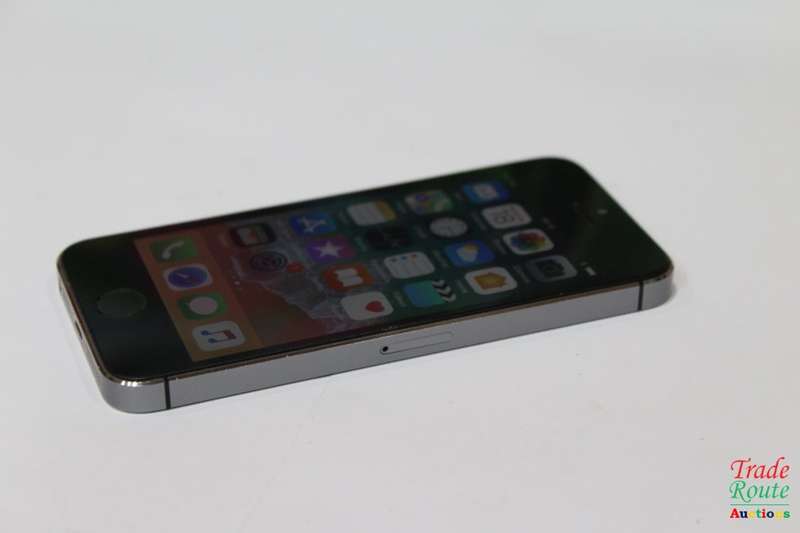 Apple Iphone 5S 32GB SmartPhone A1530 *** APPLE IPHONE5s ***