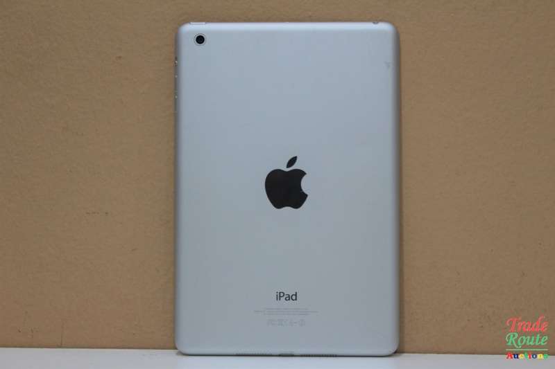 IPAD MINI 1 | 32GB | A1432| MD532HC/A| 7.9 inch Tablet * iPad Mini*