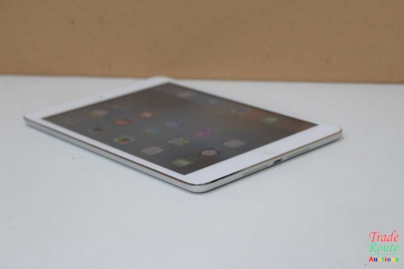 IPAD MINI 1 | 32GB | A1432| MD532HC/A| 7.9 inch Tablet * iPad Mini*