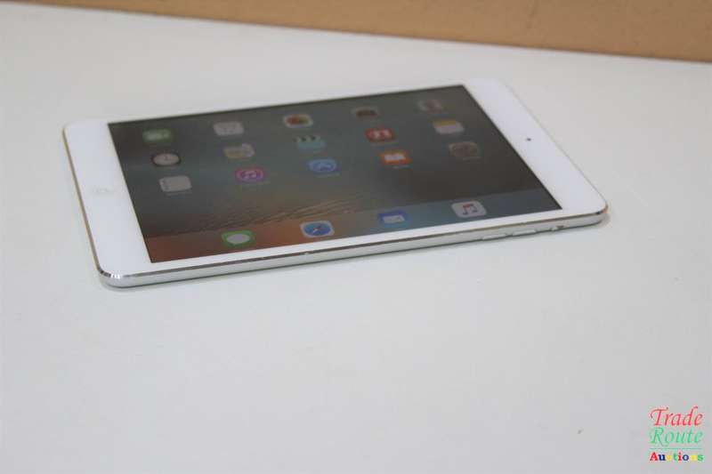 IPAD MINI 1 | 32GB | A1432| MD532HC/A| 7.9 inch Tablet * iPad Mini*