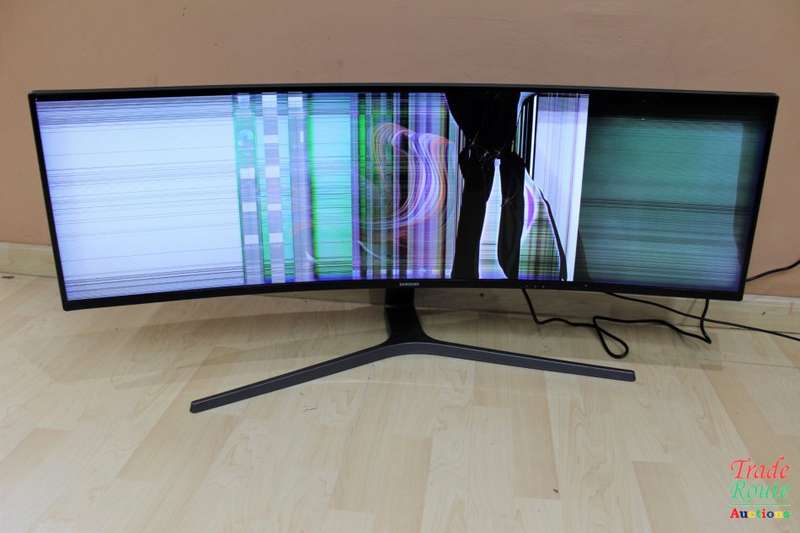 For Spares or REPAIR - Samsung C49HG90DMU 124.2 cm 49 inch Quantum Dot LED LCD Monitor 3840 x 1080
