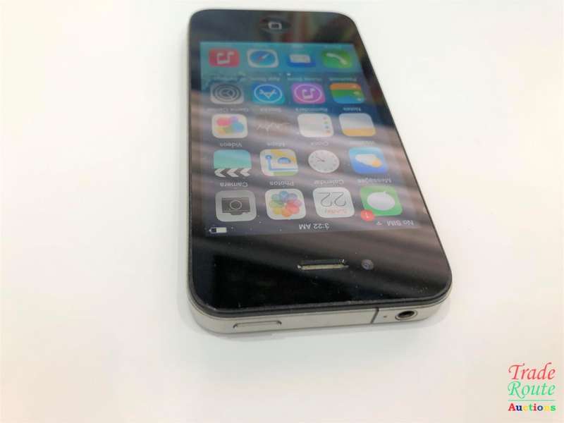 Apple Iphone 4s 8GB A1332 MD128J/A - Cracked back - NO RINGER -  FOR SPARES OR REPAIR