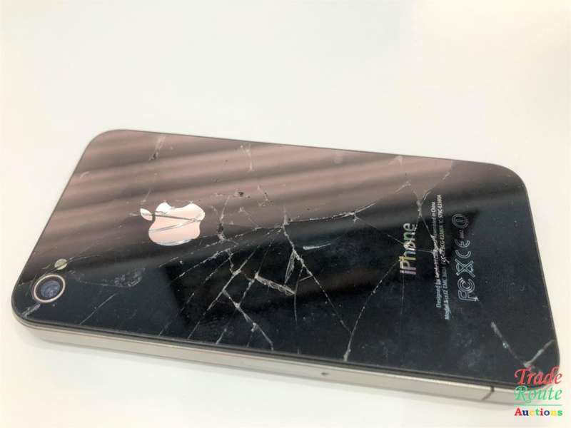 Apple Iphone 4s 8GB A1332 MD128J/A - Cracked back - NO RINGER -  FOR SPARES OR REPAIR