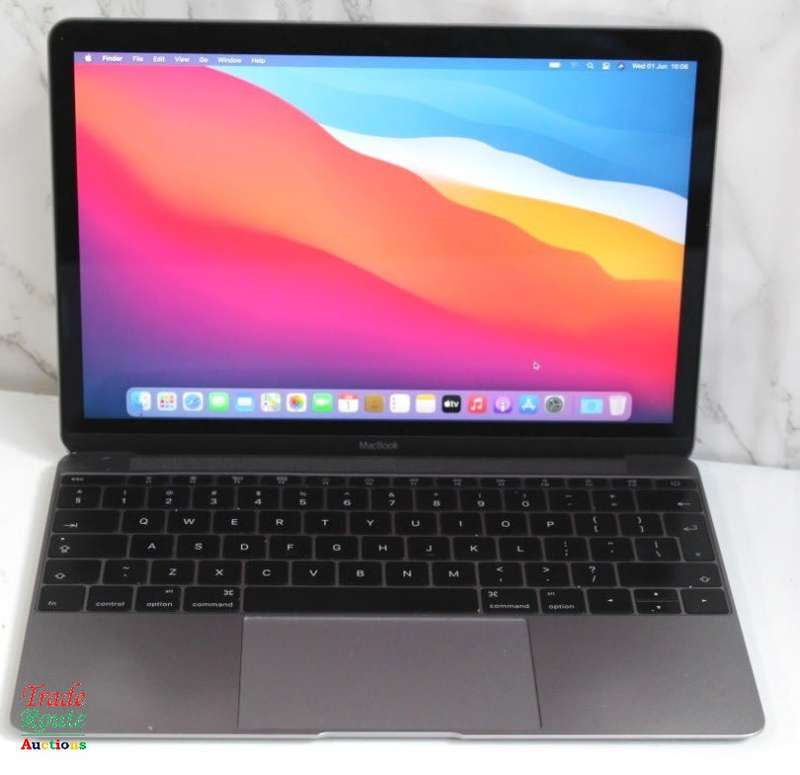 MacBook `Core M` 1.2Ghz 12 inch RETINA SILVER (Early 2015 Model) | 8GB RAM | 256GB SSD | 2304x1440