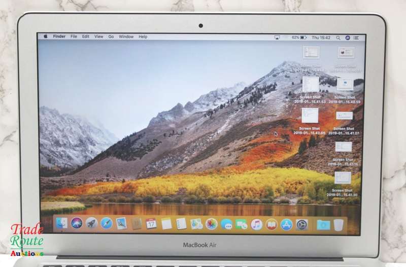 Apple MacBook Air 13.3-inch | Core i5 1.7GHz | 4GB RAM | 128GB SSD FLASH