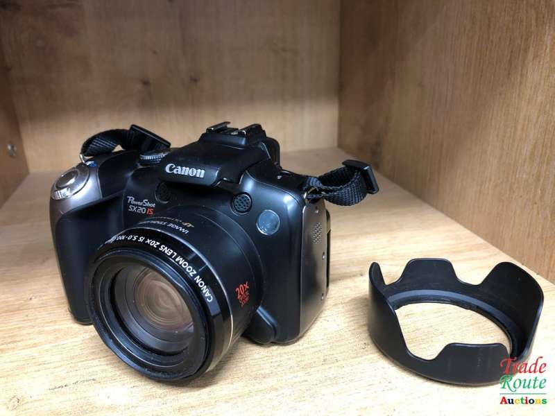 Canon PowerShot SX20 IS Digital Camera (12.1 Megapixel, 20x Optical Zoom) 2.5 inch LCD