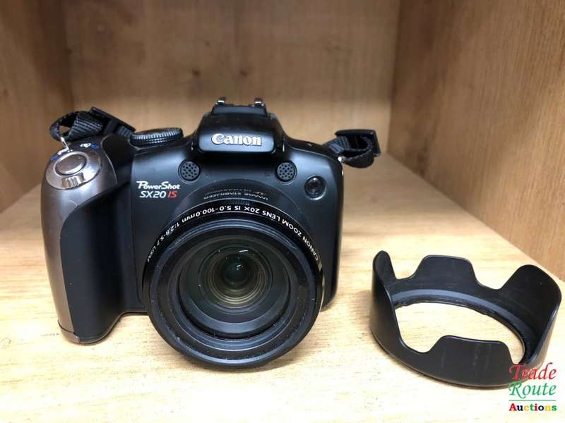 Canon PowerShot SX20 IS Digital Camera (12.1 Megapixel, 20x Optical Zoom) 2.5 inch LCD