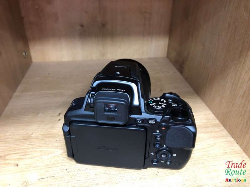 Nikon COOLPIX P900 Digital Camera, 83x Optical Zoom Full HD 1080/60p Video