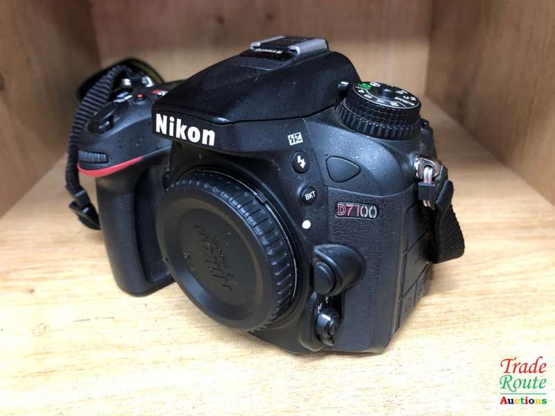 Nikon D7100 DSLR Camera (Body Only)