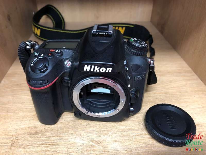 Nikon D7100 DSLR Camera (Body Only)