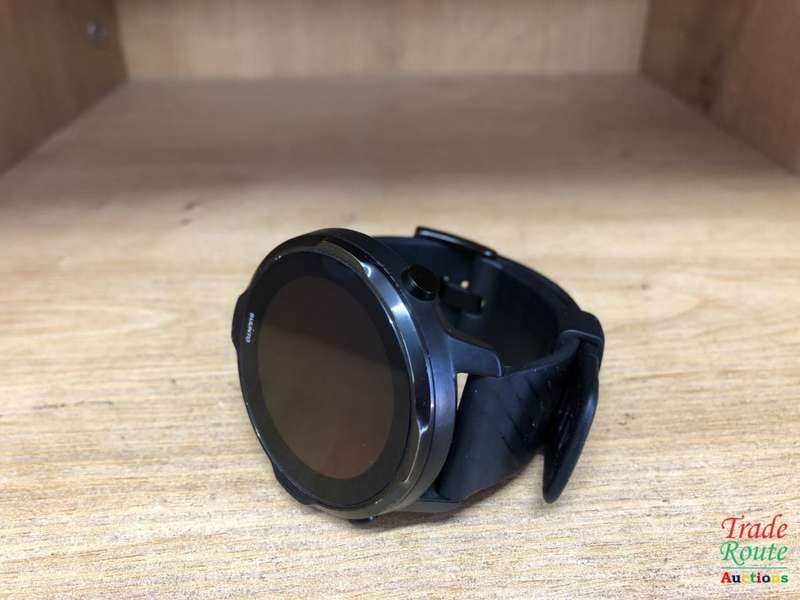 Suunto 7 - GPS Multisport GPS Smartwatch + includes Additional Strap set