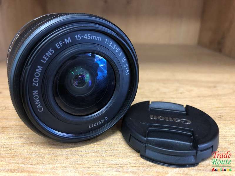 Canon EF-M 15-45mm f/3.5-6.3 IS STM Lens (Graphite Black)