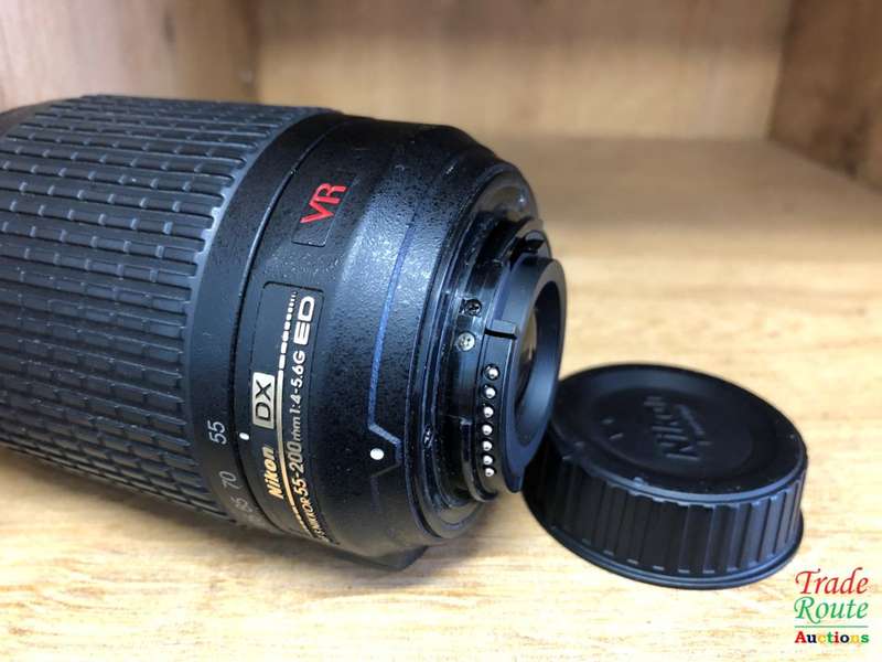 Nikon AF-S NIKKOR 55-200mm VR [ VIBRATION REDUCTION ] LENS