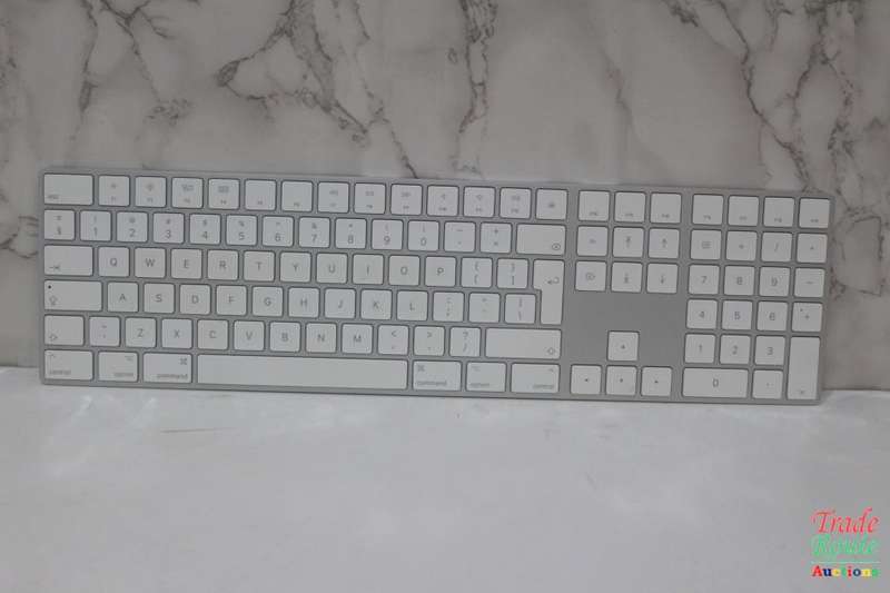 Apple A1843 Wireless Rechargeable Bluetooth Magic Keyboard With Numeric Keypad