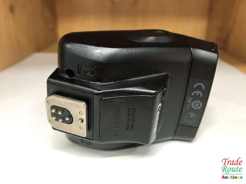 Canon Speedlite 270EX II Flash for Canon EOS DIGITAL SLR Cameras *** BARGAIN **