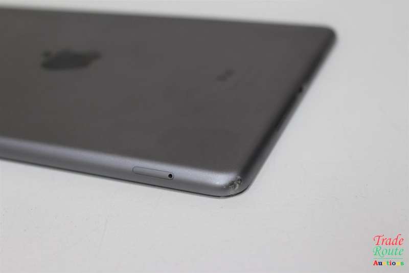 Apple iPad Air 9.7-inch | ME987AE/A | 128GB | WiFi + 4G CELLULAR | A1475 | RETINA DISPLAY