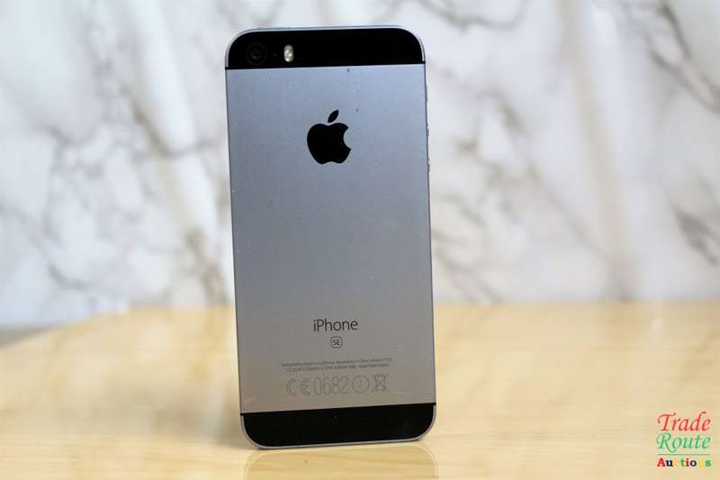 APPLE IPHONE SE | FLLN2SO/A | A1723 | FINGERPRINT ID | SMART PHONE