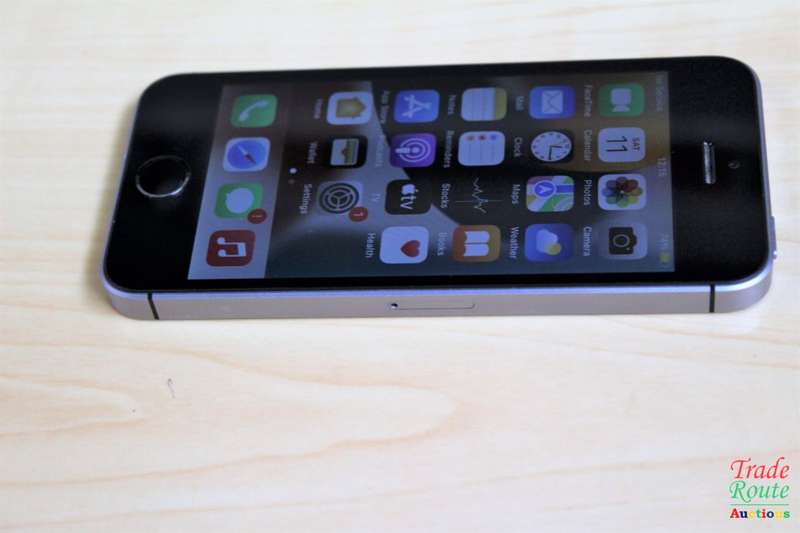 APPLE IPHONE SE | MLLN2X/A | A1723 | SMART PHONE