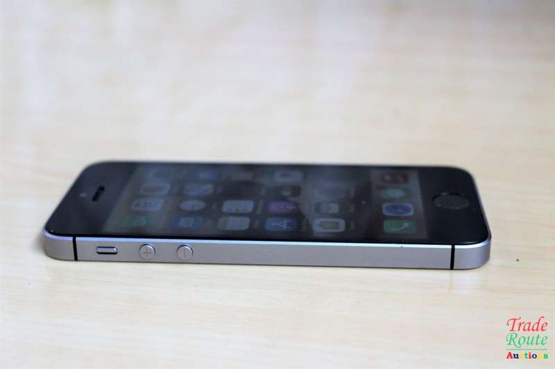APPLE IPHONE SE | MLLN2SO/A | A1723 | SMART PHONE