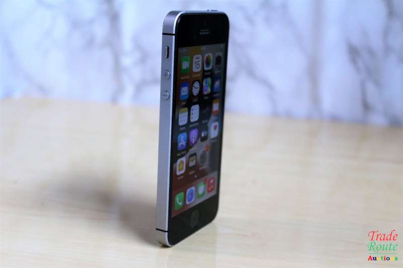 APPLE IPHONE SE | MLLN2SO/A | A1723 | SMART PHONE