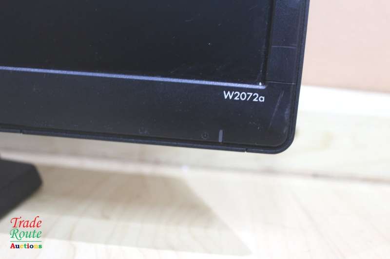 HP W2072a 20" Widescreen LED-Backlit LCD Monitor VGA + DVI-D (HDCP) 1600 x 900 Max Resolution