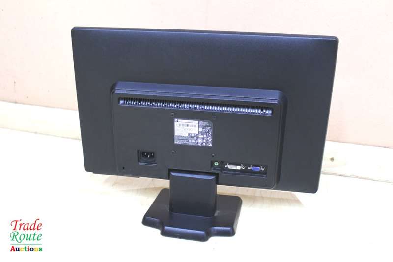 HP W2072a 20" Widescreen LED-Backlit LCD Monitor VGA + DVI-D (HDCP) 1600 x 900 Max Resolution