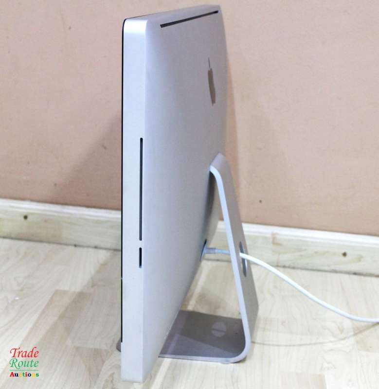 Apple iMAC | 27 INCH  All In One Desktop ATI Radeon Graphics Apple Computer