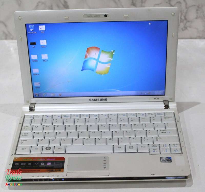 Samsung NC10 Mini Laptop - Intel Atom CPU N270 1.6Ghz - 1GB RAM 160GB HDD