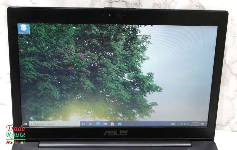 Asus BU403UA 14 Inch Laptop Core i5 6200U 2.3GHz - 4GB RAM - 512GB SSD