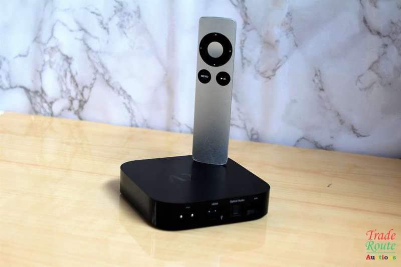 Apple TV  | 3rd Gen | A1469  - with Remote
