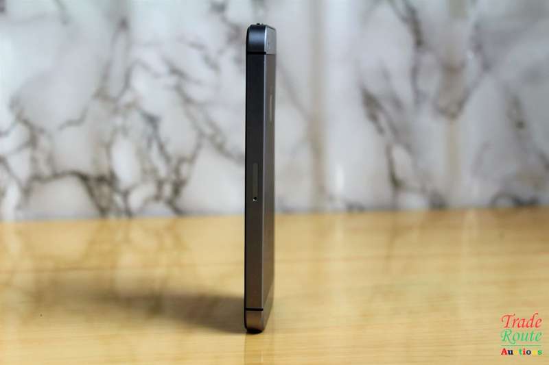 APPLE IPHONE SE | FLLN2SO/A | A1723 | FINGERPRINT ID | SMART PHONE