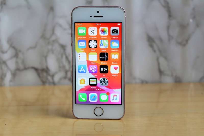 APPLE IPHONE SE | MP852SO/A | A1723 | FINGERPRINT ID | SMART PHONE