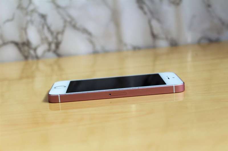 APPLE IPHONE SE | MP852SO/A | A1723 | FINGERPRINT ID | SMART PHONE