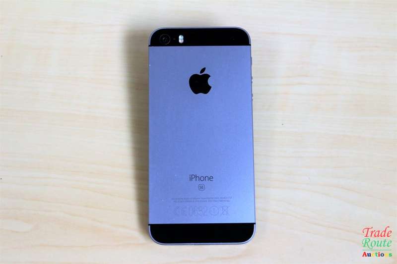 APPLE IPHONE SE | FLLN2SO/A | A1723 | FINGERPRINT ID | SMART PHONE