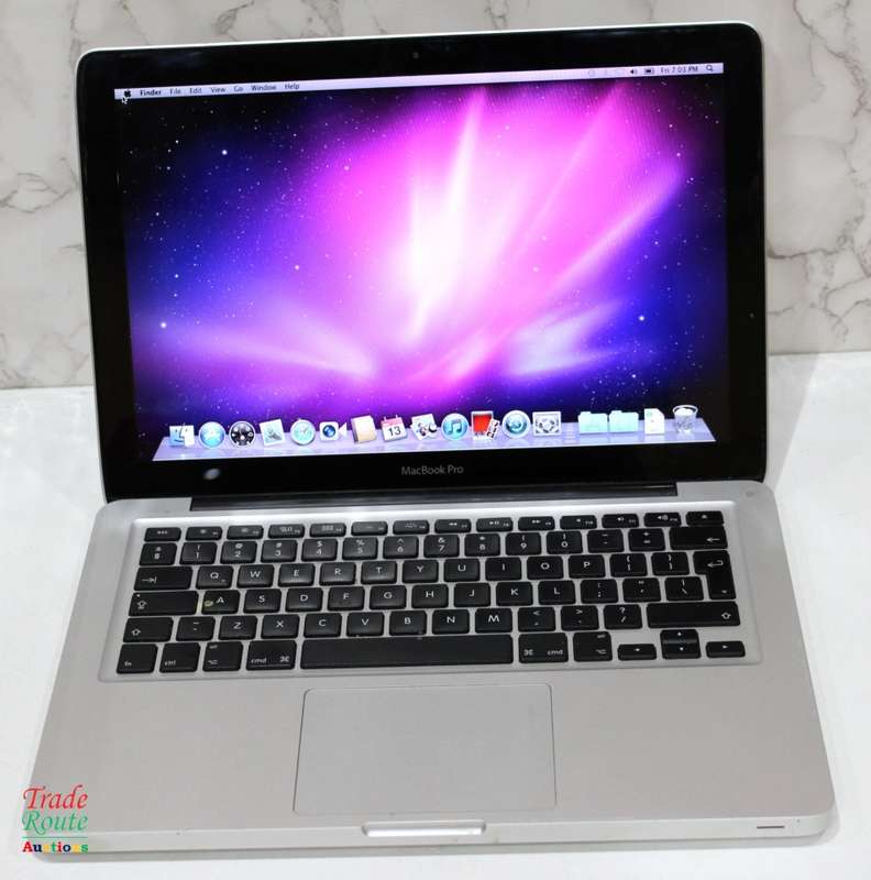 MacBook Pro 13.3-inch | Core i5 2.3GHz | 4GB RAM | 320GB HDD