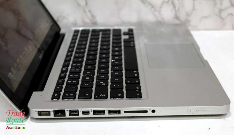 MacBook Pro 13.3-inch | Core i5 2.3GHz | 4GB RAM | 320GB HDD