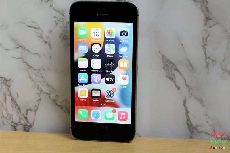 APPLE IPHONE SE | FLLN2SO/A | A1723 | FINGERPRINT ID | SMART PHONE