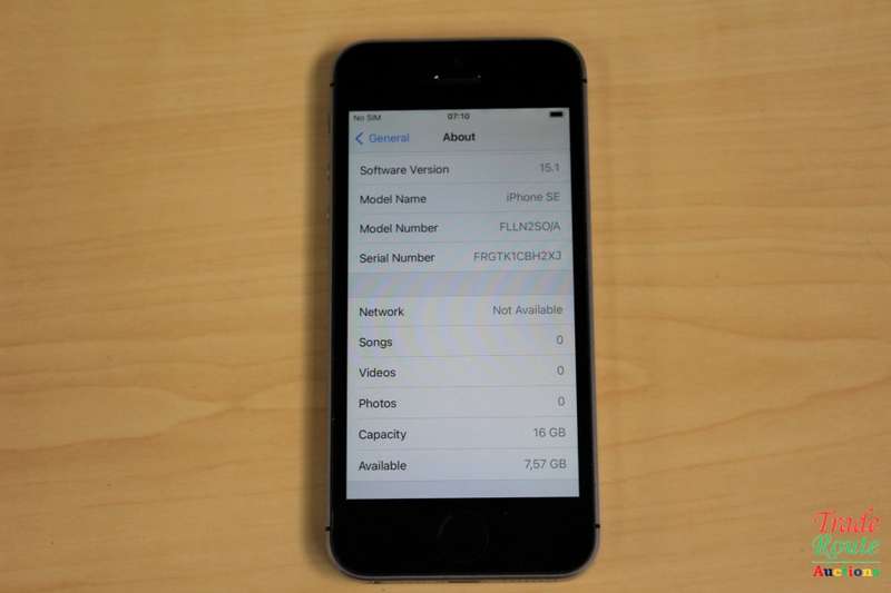 APPLE IPHONE SE | FLLN2SO/A | A1723 | FINGERPRINT ID | SMART PHONE