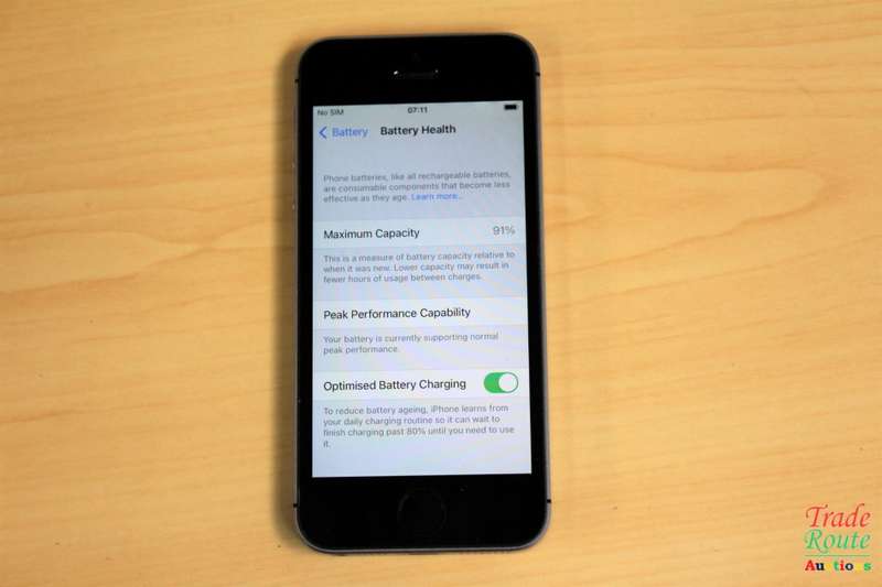 APPLE IPHONE SE | FLLN2SO/A | A1723 | FINGERPRINT ID | SMART PHONE