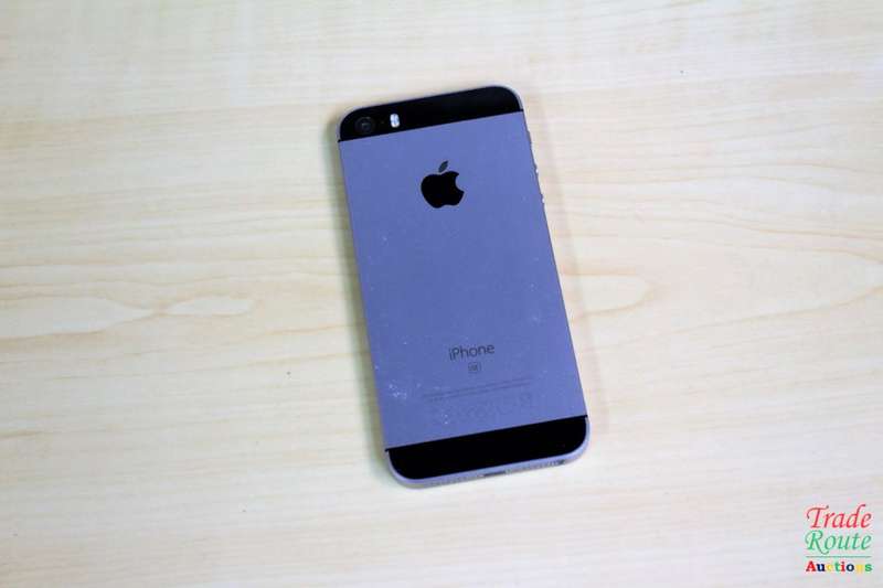 APPLE IPHONE SE | FLLN2SO/A | A1723 | FINGERPRINT ID | SMART PHONE